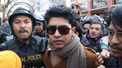 माइतीघरबाट रविकिरण हमालसहित ५ जना पक्राउ