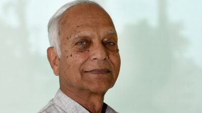 प्रधानमन्त्रीका श्रीमान सुवेदीको थप उपचारका लागि भारत लगिदै