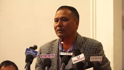 मन्त्री पदबाट बाहिरिएपछि कुलमान घिसिङ राजनीतिक मैदानमा