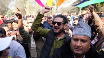 भृकुटीमण्डपमा पार्टी नेतृत्व र पारदर्शिताका लागि प्रदर्शन