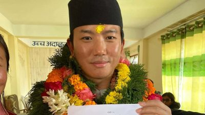 इलाम–२ मा एमालेका सुहाङ नेम्वाङले उम्मेदवारी दर्ता गरे