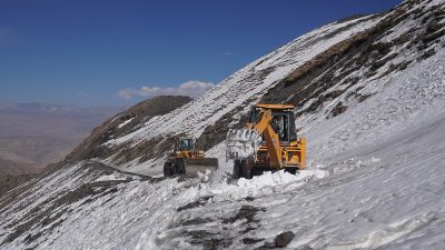३९ जना मतदाताका लागि हिउँसँग लडाइँ: मुस्ताङ-डोल्पा सडक खनेर साङ्तामा&hellip;