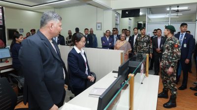 प्रधानमन्त्रीद्वारा जिल्ला प्रशासन कार्यालयको निरीक्षण