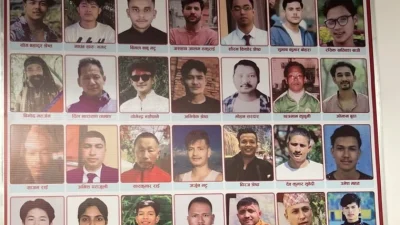 मन्त्रालयका भित्तामा सुशासन कुरिरहेका योद्धाहरु