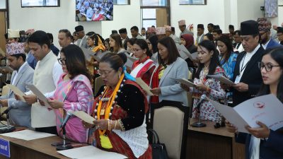 त्रिसठ्ठीभन्दा बढी सांसदद्वारा मातृभाषामा शपथ