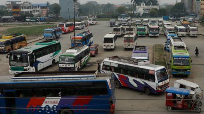 केन्द्रीय बसपार्कभित्र छिर्न मान्दैनन् कतिपय ‘सार्वजनिक बस’