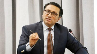 देशको अर्थतन्त्र सुधार्ने जिम्मा अर्थशास्त्री डा वाग्लेलाई (जीवनीसहित)