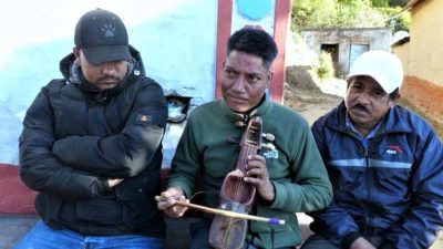 सारङ्गीको धुनमा गुजारा