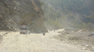 वर्षायाममा पुनर्निर्मित बिपी राजमार्गबाटै यातायात सञ्चालन गर्ने तयारी