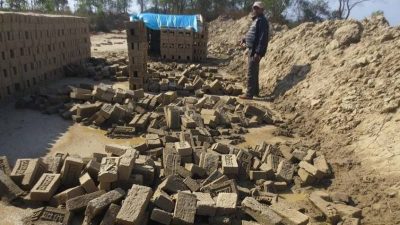 बेमौसमी वर्षाका कारण इँटा उद्योगमा करोडौँको क्षति