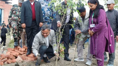 मन्त्रीहरूद्वारा नयाँ संसद् भवन परिसरमा वृक्षारोपण