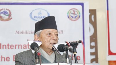 सम्बोधन गर्दै अध्यक्ष मगर