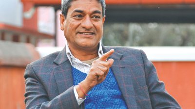 पूर्वगृहमन्त्री लेखक २ नं गण महाराजगञ्जमा