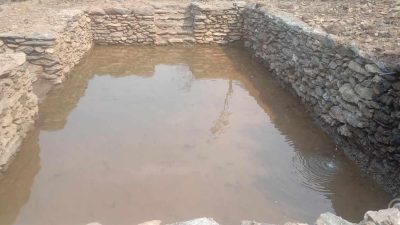वन डढेलो र सुक्खापन रोकथामका लागि वनमा पोखरी