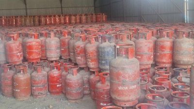 श्रीराम ग्यास उद्योगको गोदाममा छ हजार सिलिन्डर लुकाएको भेटियो