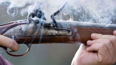 सिकारीको गोली लाग्दा घाँस काट्न गएकी महिला गम्भीर