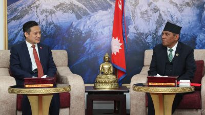 राष्ट्रिय सभा अध्यक्ष दाहालसँग नवनियुक्त चिनियाँ राजदूत चाङको शिष्टाचार भेट