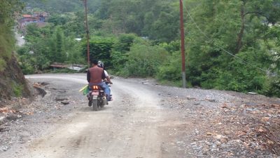 मार्ग खुलेको १८ वर्षपछि सडक स्तरोन्नति