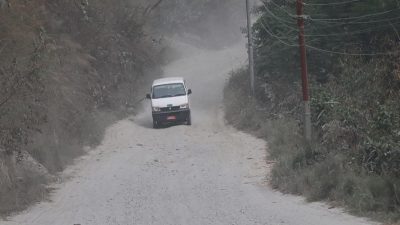 म्याग्दीको रणवाङ–दरवाङ खण्डको सडक अलपत्र