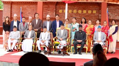 ठमाडौँ, २४ चैतः राष्ट्रपति रामचन्द्र पौडेलको समुपस्थितिमा राष्ट्रियसभाका अध्यक्ष नारायणप्रसाद दाहाल समक्ष राष्ट्रिय सभाका नवनिर्वाचित उपाध्यक्ष लीला भण्डारीले आज पद तथा गोपनीयताको शपथ लिनुभयो । राष्ट्रपति भवन शीतल निवासमा मङ्गलबार आयोजित कार्यक्रममा उपाध्यक्ष भण्डारीले पद तथा गोपनीयताको शपथ लिनुभएको हो ।    	समारोहमा उपराष्ट्रपति रामसहायप्रसाद यादव, प्रधानमन्त्री बालेन्द्र शाह, प्रतिनिधिसभाका सभामुख डोलप्रसाद अर्याल, कामु प्रधानन्यायाधिश सपना प्रधान मल्ल, मन्त्रीगण, सांसद, संवैधानिक निकायका प्रमुख एवम् उच्च सरकारी अधिकारीहरूको उपस्थिति थियो ।