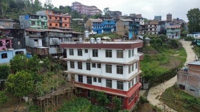 पाँच वर्षदेखि प्रयोगबिहीन नापी कार्यालयको भवन, किन बनेन क्यान्टिन