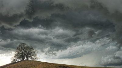 आजको मौसम पूर्वानुमान :  पहाडी क्षेत्रमा बादल र तराईमा तातो लहर
