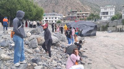 आजदेखि बेँसीसहर-चामे र मध्यपहाडी लोकमार्गमा सवारी सञ्चालनमा रोक