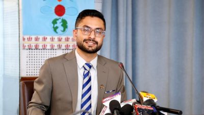 शिक्षामन्त्रीद्वारा रास्वपा केन्द्रीय सदस्यमा उम्मेदवारी
