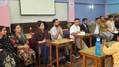गृहमन्त्रीसहित मन्त्रीहरू होल्डिङ सेन्टरको अवलोकनमा