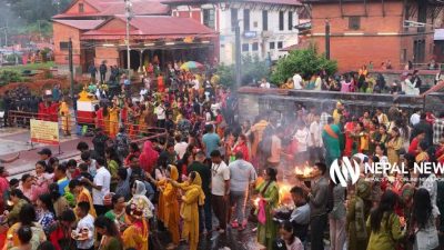 साउनको पहिलो सोमबार, पशुपतिनाथमा बिहानैदेखि दर्शनार्थीको घुइँचो