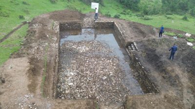 वन्यजन्तुका लागि भुल्के छोक्ला सामुदायिक वनमा पोखरी निर्माण