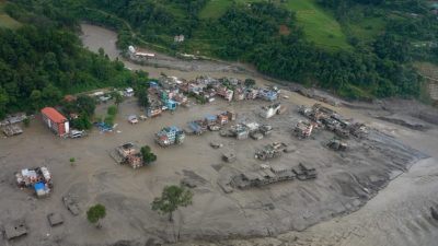 बाढीबाट ५७९ जना पर्यटक सम्पर्कविहीन, ४६६ विदेशी